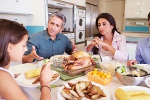 family-dinner-arguement-300x200.jpg