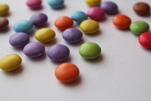 treat-626082_1280-300x200.jpg