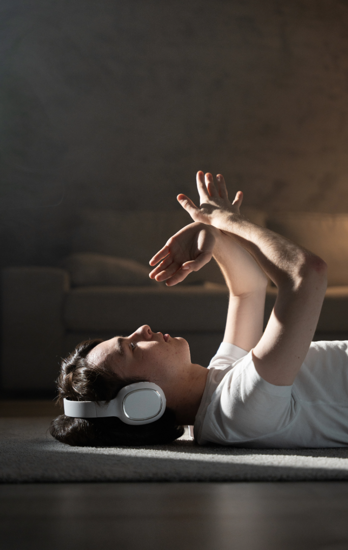 Teen-listening-to-music-relaxing-e1737574889435.png