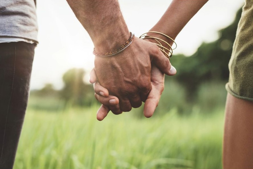 Couples-holding-hands_resized_1.jpeg